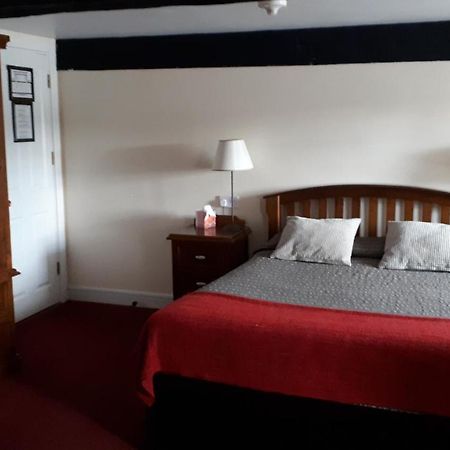 Graiguenamanagh Waterside Guesthouse מראה חיצוני תמונה